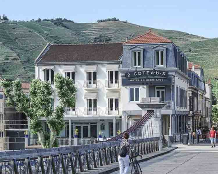 Hôtel les deux côteaux